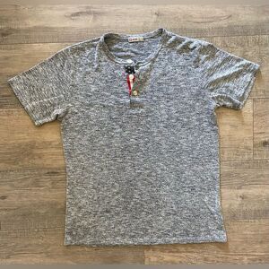 H2H men’s size large gray w American flag detail short sleeve knit henley shirt